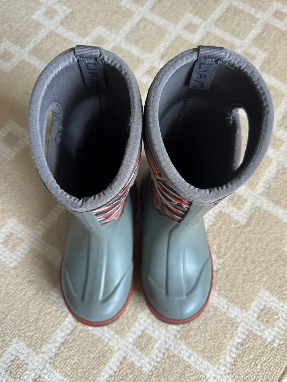 BOGS Classic II Mid Geometric Waterproof Insulated Boots Gray Red Kids 13